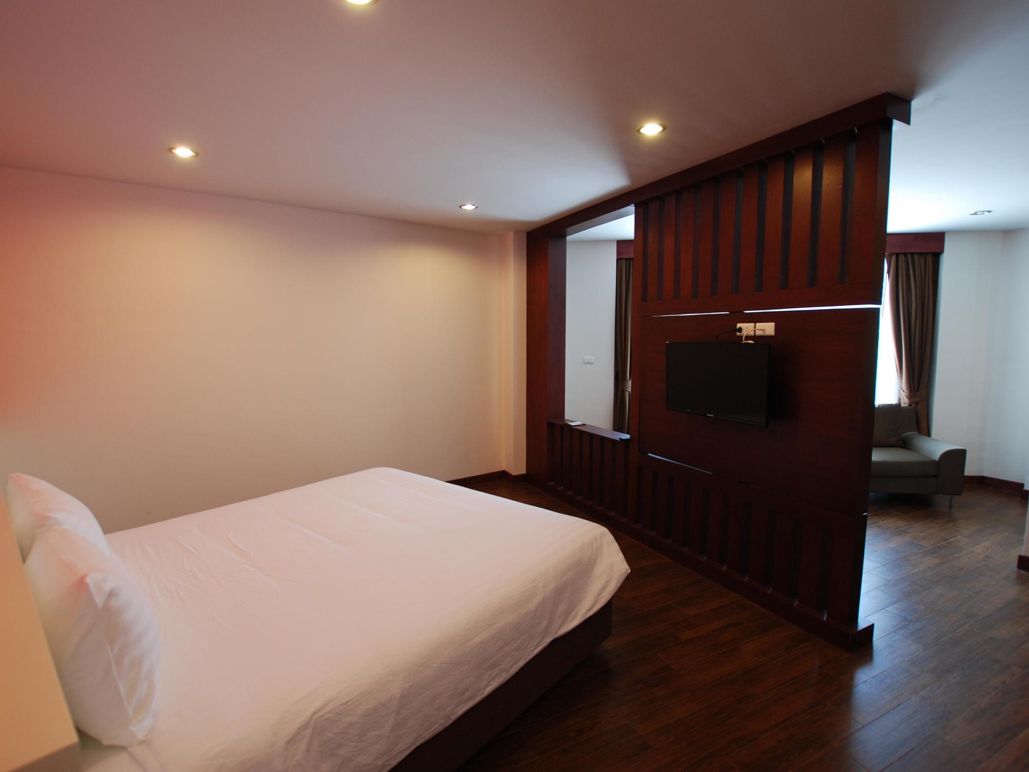 Paksaa Boutique Hotel Patong Eksteriør bilde