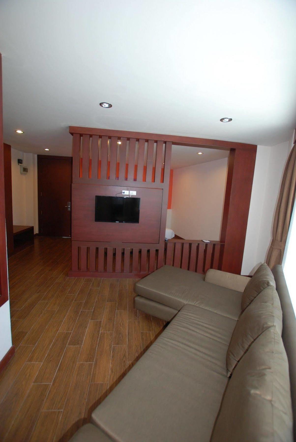 Paksaa Boutique Hotel Patong Eksteriør bilde