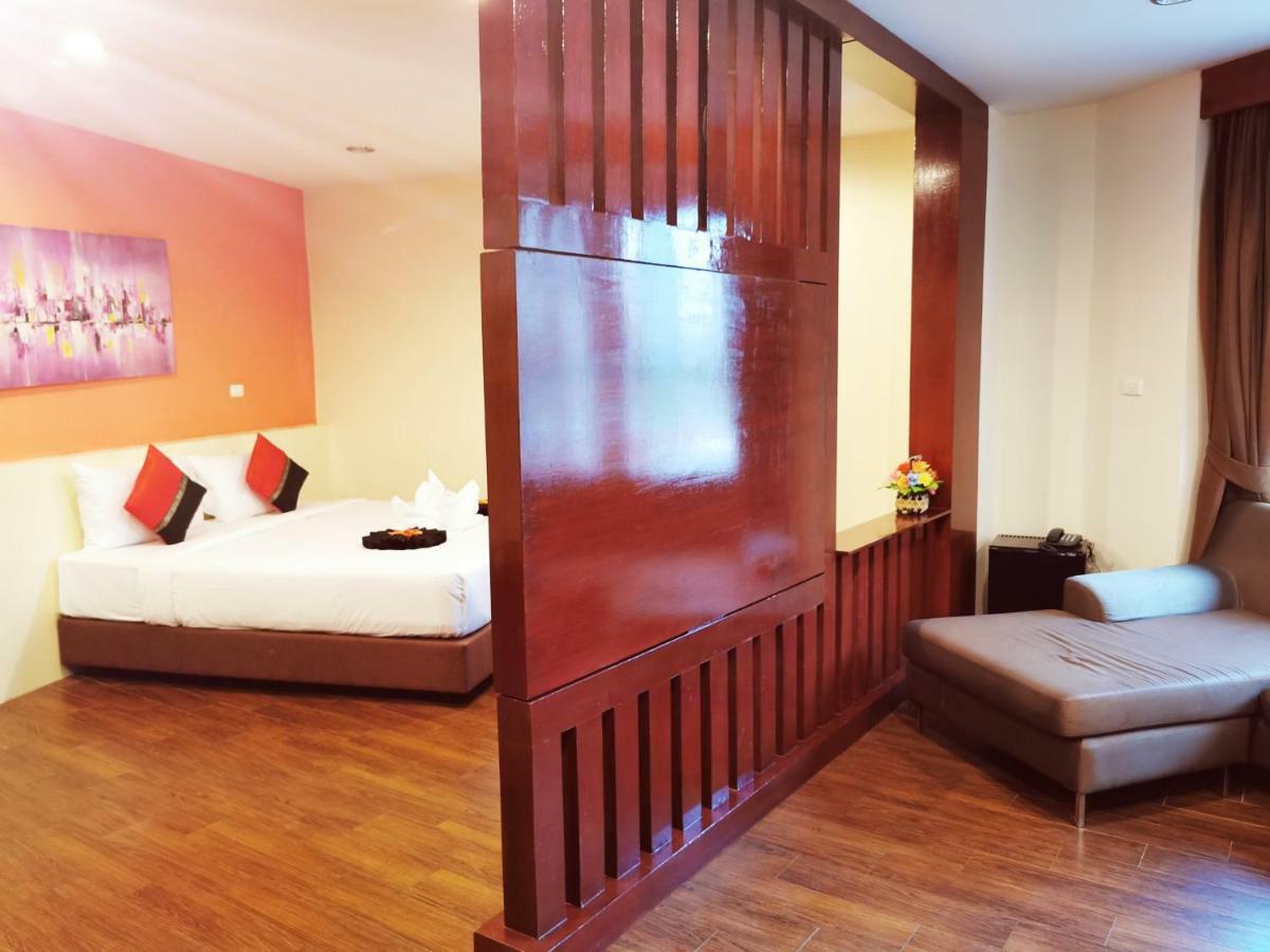 Paksaa Boutique Hotel Patong Eksteriør bilde