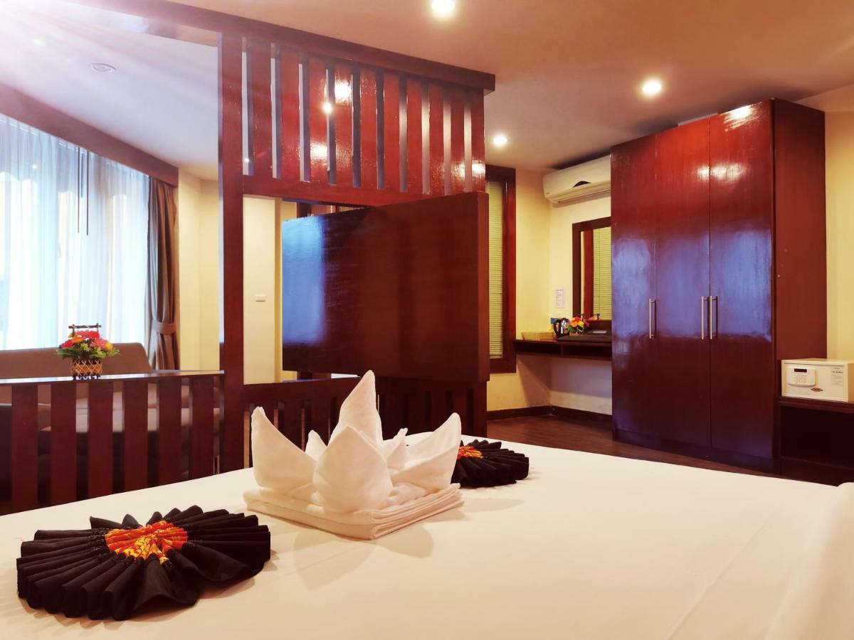 Paksaa Boutique Hotel Patong Eksteriør bilde