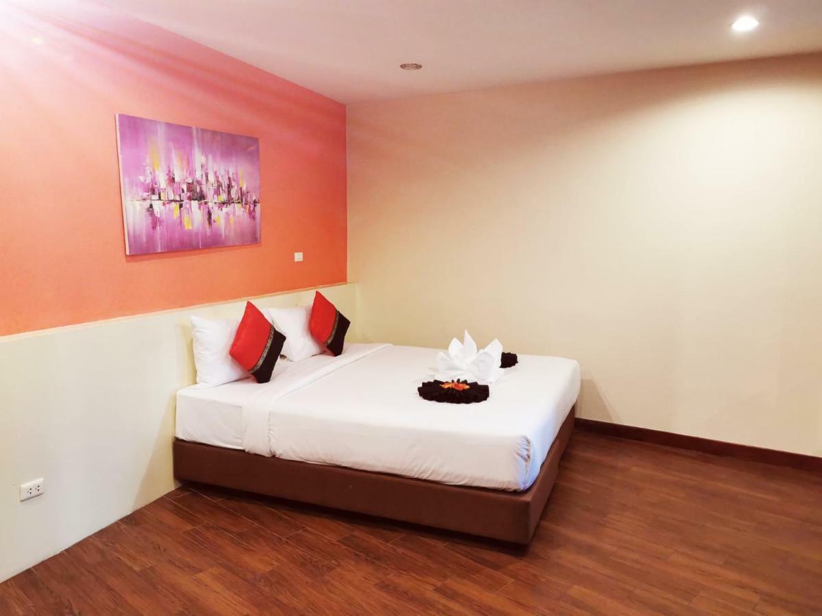 Paksaa Boutique Hotel Patong Eksteriør bilde
