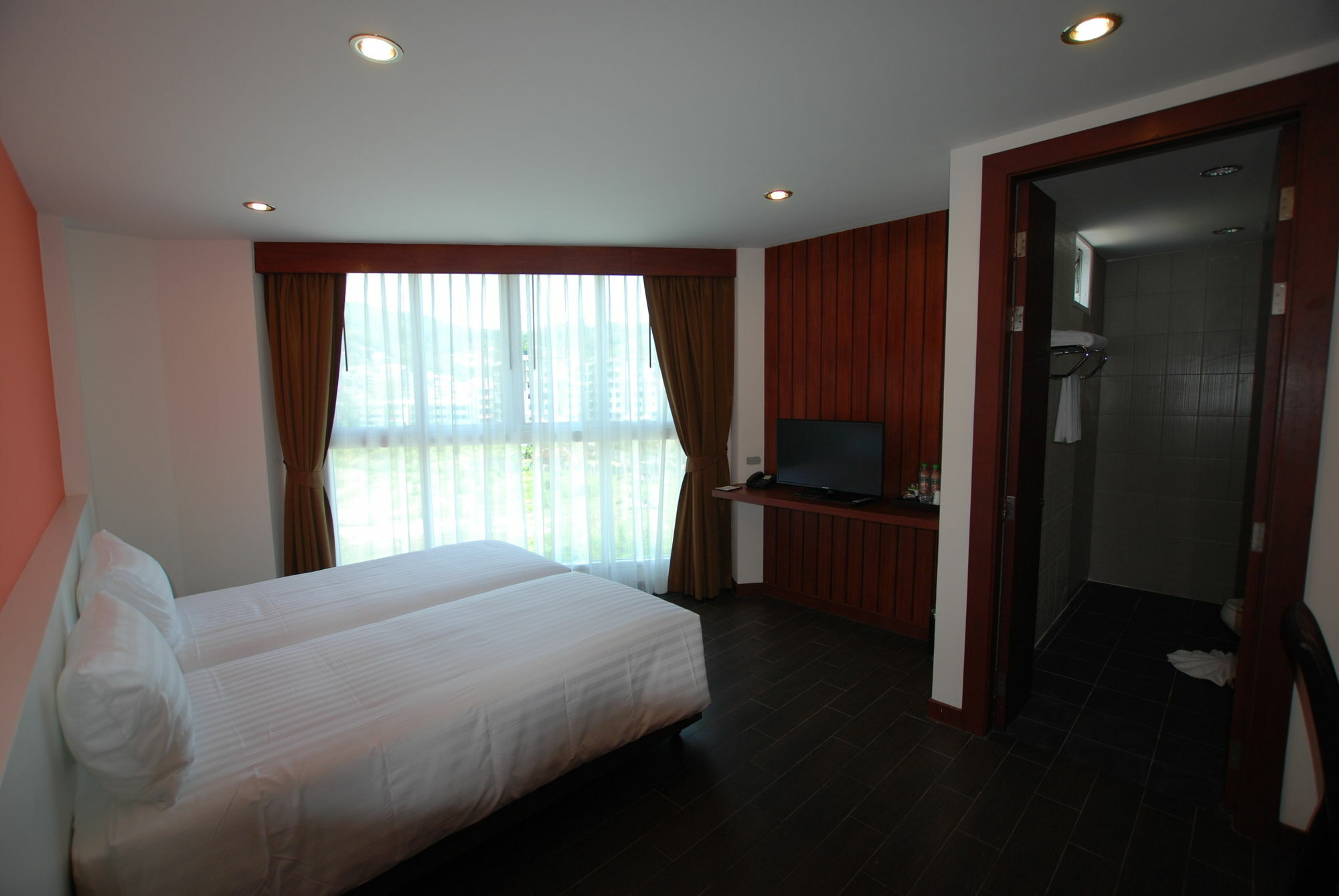 Paksaa Boutique Hotel Patong Eksteriør bilde