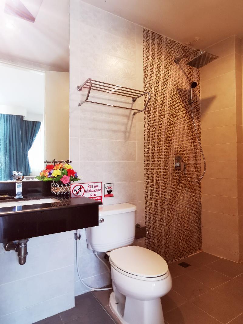 Paksaa Boutique Hotel Patong Eksteriør bilde